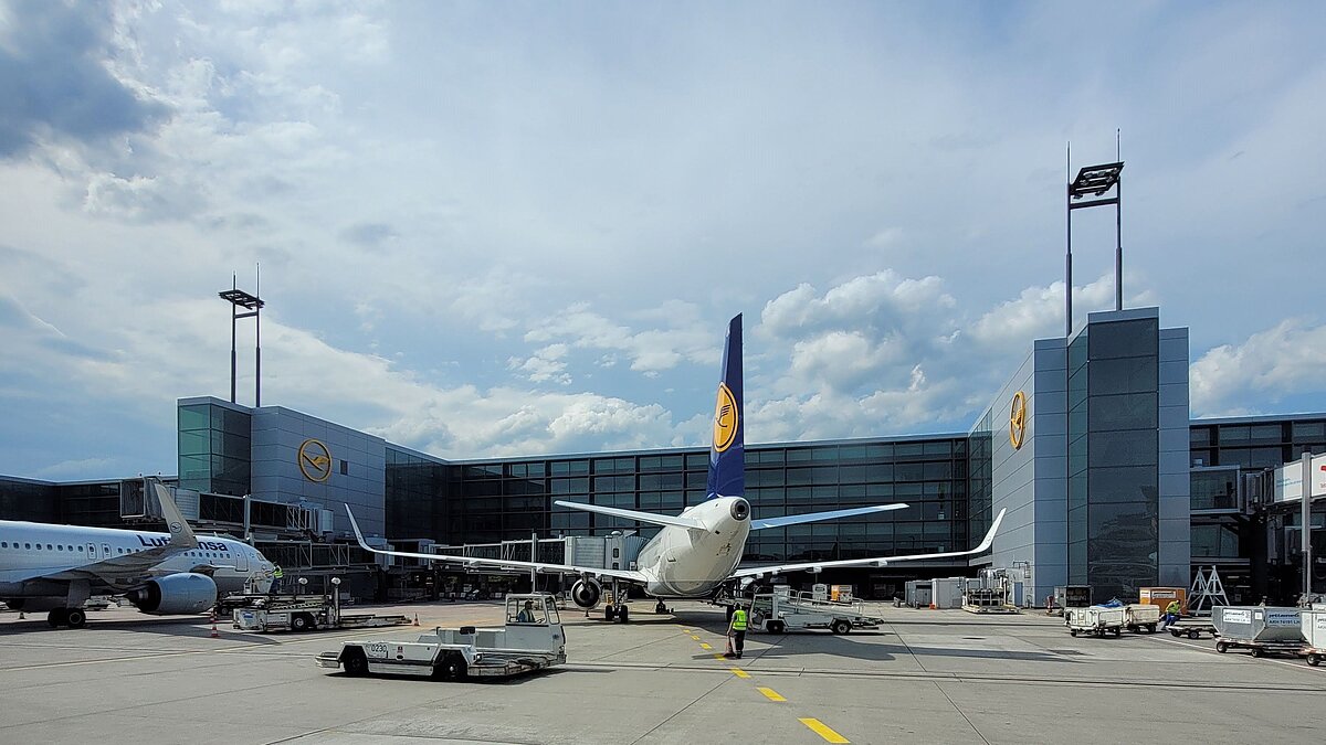 BiB-Kurse besuchen Frankfurter Flughafen